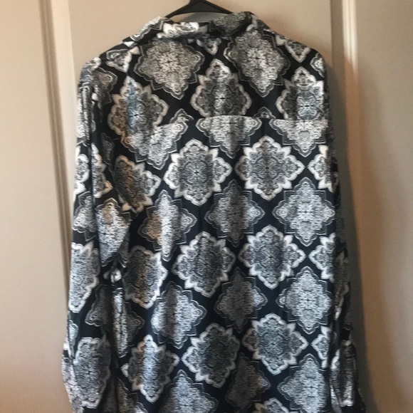 Brand New Silk Shirt - Picture 2 of 5